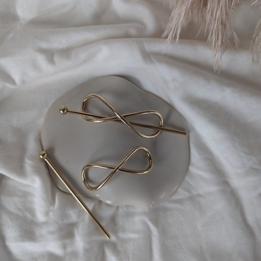 SS: Infinity hairpin